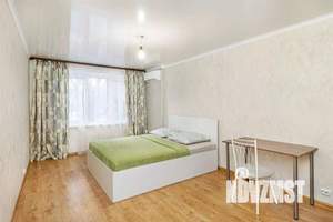 3-к квартира, посуточно, 79м2, 1/1 этаж