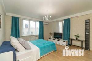 1-к квартира, посуточно, 50м2, 1/1 этаж