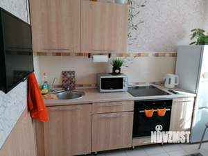 1-к квартира, посуточно, 33м2, 4/10 этаж