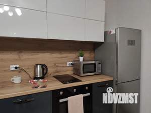 Студия квартира, посуточно, 27м2, 6/10 этаж