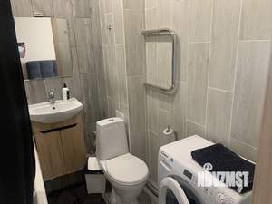 Студия квартира, посуточно, 35м2, 14/18 этаж