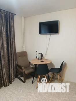 Студия квартира, посуточно, 28м2, 1/10 этаж