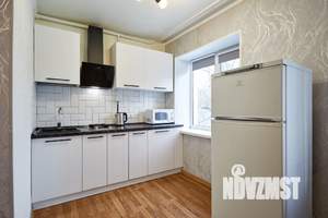 1-к квартира, посуточно, 47м2, 1/1 этаж