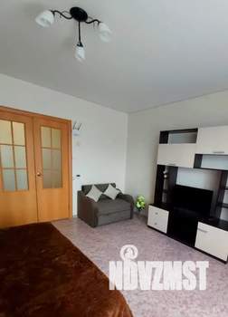 1-к квартира, посуточно, 42м2, 4/9 этаж
