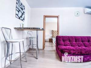 1-к квартира, посуточно, 42м2, 1/1 этаж