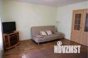 1-к квартира, посуточно, 44м2, 10/10 этаж