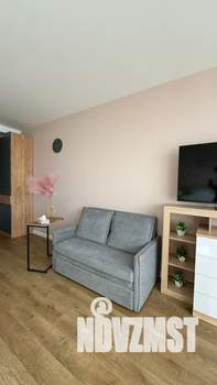 Студия квартира, посуточно, 37м2, 8/17 этаж