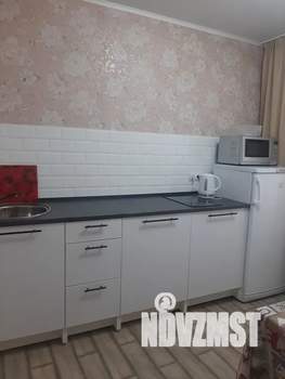 1-к квартира, посуточно, 35м2, 1/10 этаж