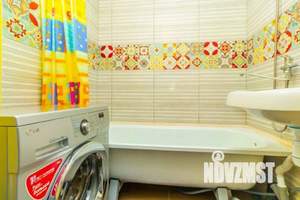 1-к квартира, посуточно, 42м2, 1/1 этаж