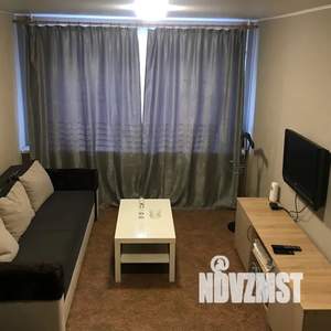 1-к квартира, посуточно, 44м2, 1/9 этаж