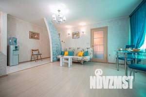 2-к квартира, посуточно, 52м2, 4/4 этаж