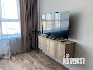 Студия квартира, посуточно, 32м2, 13/23 этаж