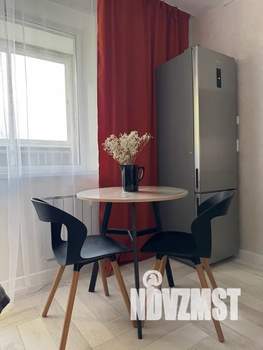 Студия квартира, посуточно, 30м2, 2/10 этаж