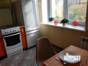 1-к квартира, посуточно, 35м2, 4/5 этаж