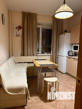 1-к квартира, посуточно, 42м2, 13/15 этаж