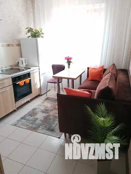 1-к квартира, посуточно, 32м2, 4/9 этаж