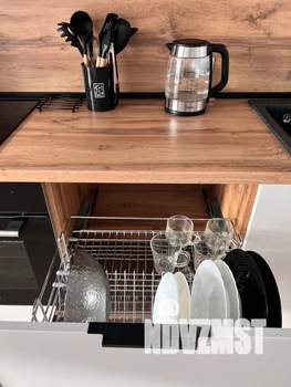 Студия квартира, посуточно, 34м2, 13/23 этаж