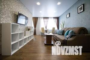 3-к квартира, посуточно, 66м2, 2/5 этаж