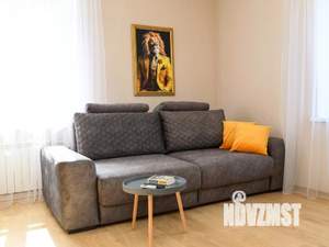1-к квартира, посуточно, 73м2, 1/1 этаж