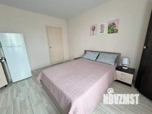 Студия квартира, посуточно, 30м2, 13/19 этаж