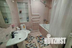 2-к квартира, посуточно, 47м2, 7/10 этаж