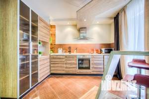 1-к квартира, посуточно, 60м2, 1/1 этаж