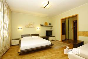 1-к квартира, посуточно, 43м2, 1/1 этаж