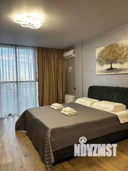 Студия квартира, посуточно, 38м2, 9/23 этаж