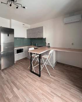 Студия квартира, на длительный срок, 24м2, 18/19 этаж