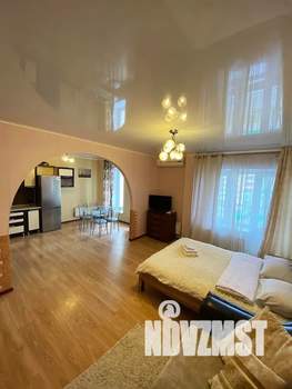 Студия квартира, посуточно, 42м2, 7/9 этаж