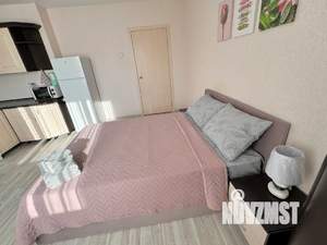 Студия квартира, посуточно, 30м2, 13/19 этаж