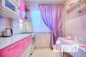 2-к квартира, посуточно, 52м2, 4/5 этаж