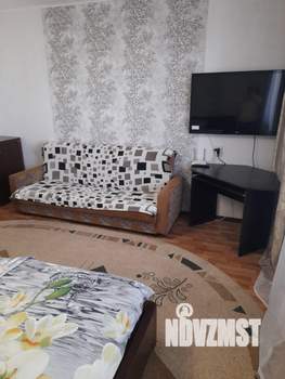 1-к квартира, посуточно, 43м2, 6/9 этаж