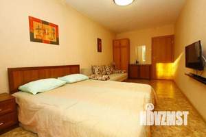 2-к квартира, посуточно, 65м2, 1/1 этаж