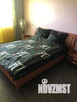 1-к квартира, посуточно, 41м2, 8/10 этаж
