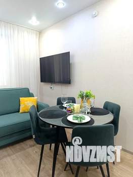 1-к квартира, посуточно, 38м2, 8/10 этаж