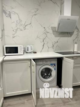 Студия квартира, посуточно, 39м2, 8/23 этаж