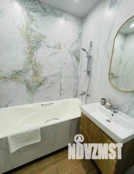 1-к квартира, посуточно, 43м2, 8/10 этаж