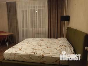 Студия квартира, посуточно, 28м2, 8/18 этаж