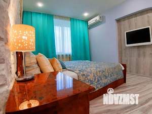 1-к квартира, посуточно, 65м2, 1/1 этаж