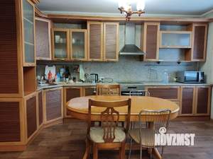 3-к квартира, на длительный срок, 109м2, 7/10 этаж