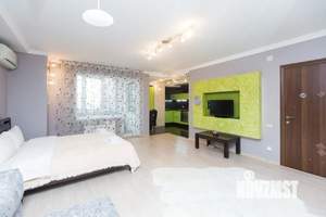 1-к квартира, посуточно, 42м2, 1/1 этаж