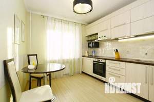 1-к квартира, посуточно, 56м2, 1/1 этаж