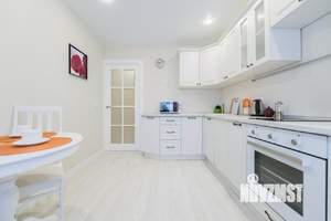 2-к квартира, посуточно, 64м2, 1/1 этаж