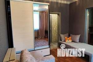 2-к квартира, посуточно, 37м2, 1/3 этаж