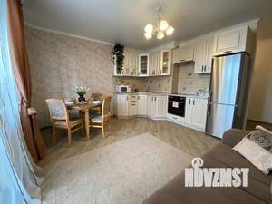 2-к квартира, посуточно, 41м2, 14/20 этаж