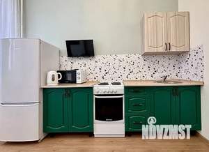 2-к квартира, посуточно, 42м2, 21/25 этаж