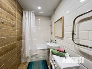 1-к квартира, посуточно, 35м2, 18/21 этаж