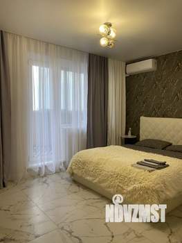 Студия квартира, посуточно, 34м2, 17/20 этаж
