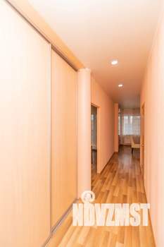 1-к квартира, посуточно, 52м2, 1/1 этаж